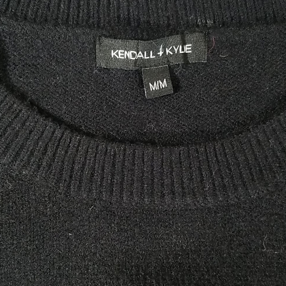 Kendall + Kylie Women's Crew Neck Sweater Medium - Picture 3 of 6